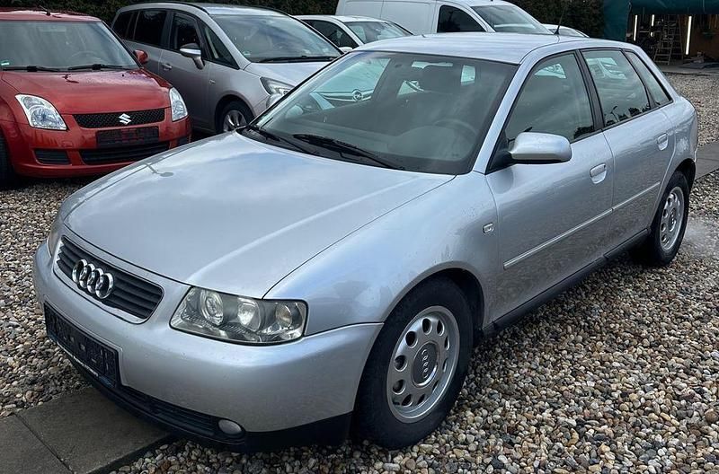 Gebraucht Audi A3 Ambiente 102 PS (75 kW) 2003 Silber Kleinwagen