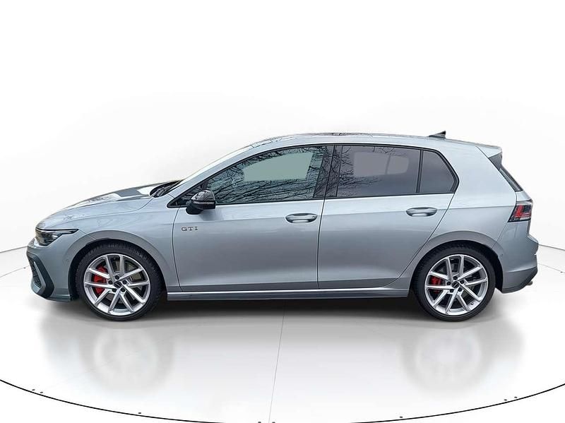 Gebraucht VW Golf VIII GTI 265 PS (194 kW) 2024 Oyster silver metallic Kleinwagen