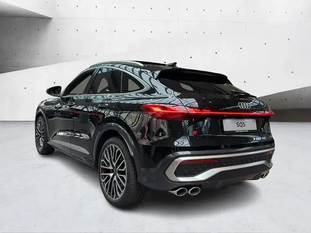 Gebraucht Audi SQ5 Sportback Sport 367 PS (269 kW) 2025 Mythosschwarz metallic SUV