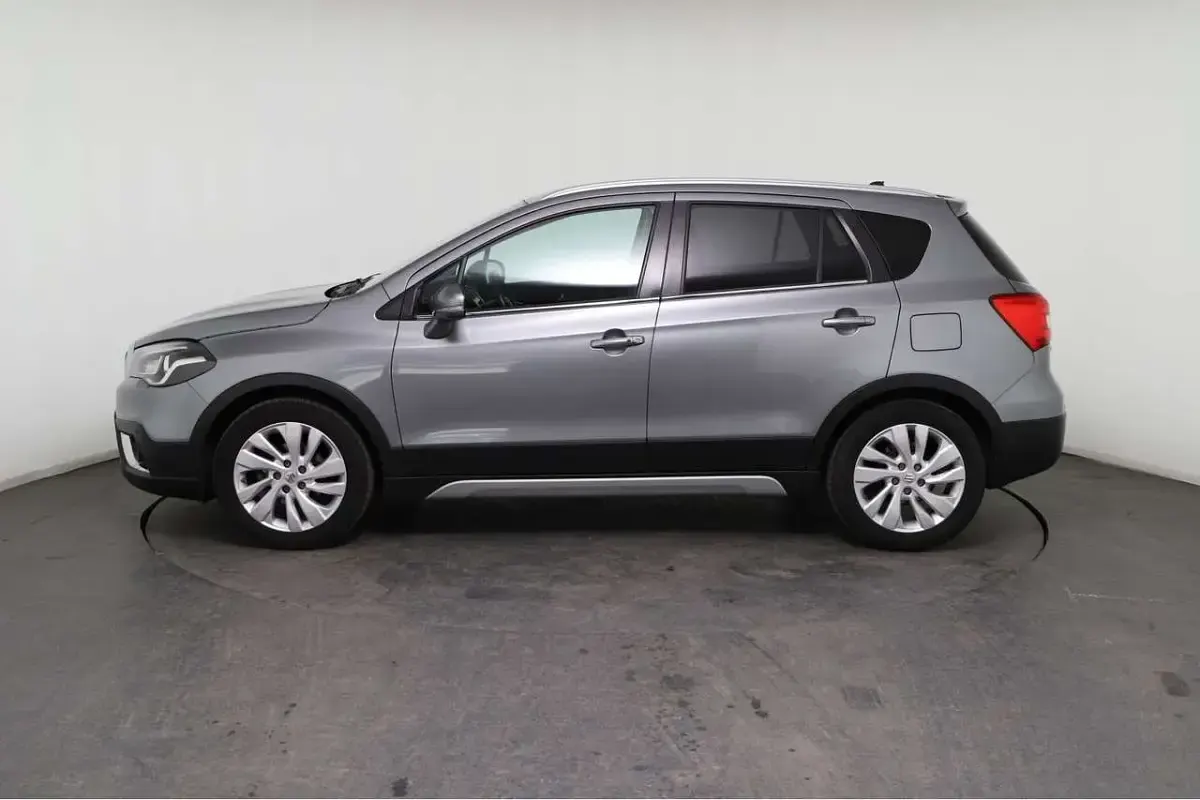 Gebraucht Suzuki SX4 Comfort 140 PS (102 kW) 2016 Grau Limousine