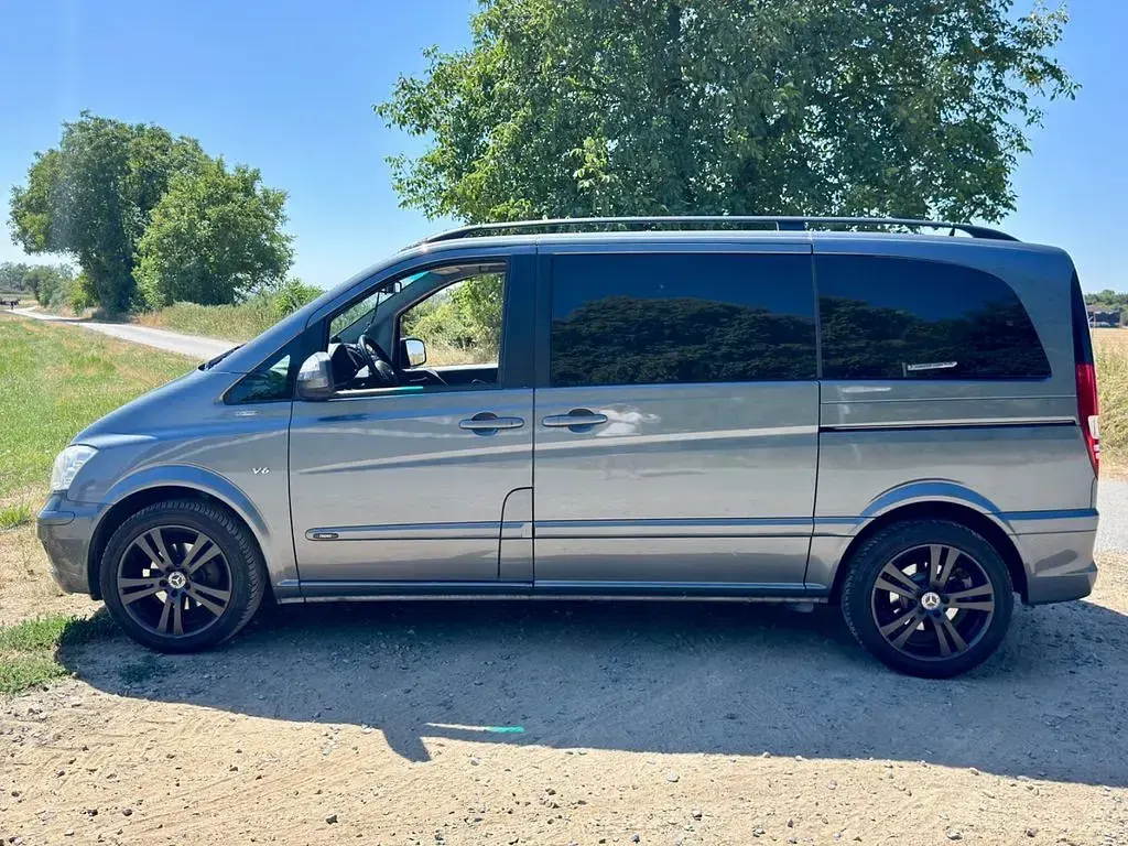 Gebraucht Mercedes Viano Edition 224 PS (164 kW) 2013 Grau Van / Kleinbus