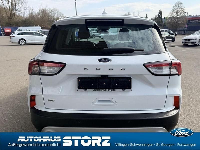 Gebraucht Ford Kuga Cool & Connect 190 PS (139 kW) 2020 Weiß SUV