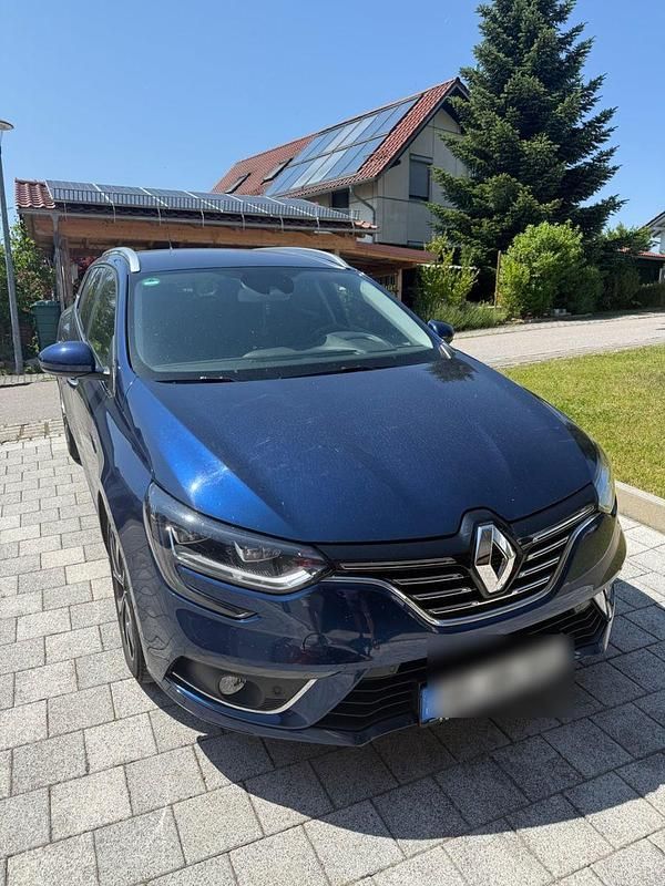 Blau Gebraucht 2018 Renault Mégane GrandTour Bose Edition Kombi | 12.900 € (Guter Preis) - Bild 1/4