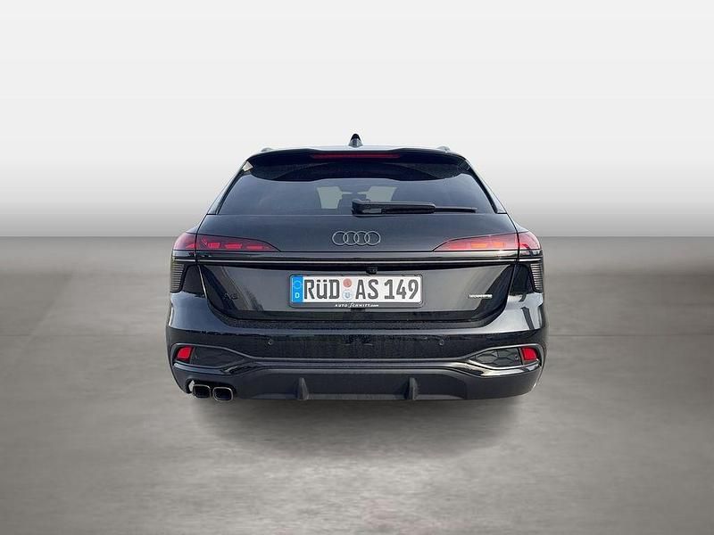 Gebraucht Audi A6 Ambiente 204 PS (150 kW) 2025 Mythosschwarz metallic Kombi