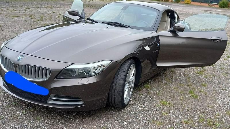 Braun Gebraucht 2009 BMW Z4 Sport Line Cabrio | 19.490 € (Fairer Preis) - Bild 1/4