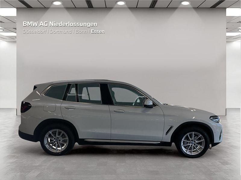 Gebraucht BMW X3 Sport Line 292 PS (214 kW) 2022 Weiß SUV