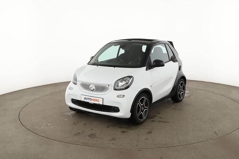 Gebraucht Smart ForTwo Cabrio Basis 71 PS (52 kW) 2016 Weiß Cabrio