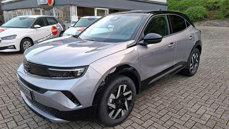 Grau Neu 2025 Opel Mokka SUV | 24.950 € (Fairer Preis) - Bild 1/4