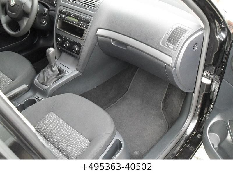 Gebraucht Skoda Octavia 105 PS (77 kW) 2013 Schwarz Kombi