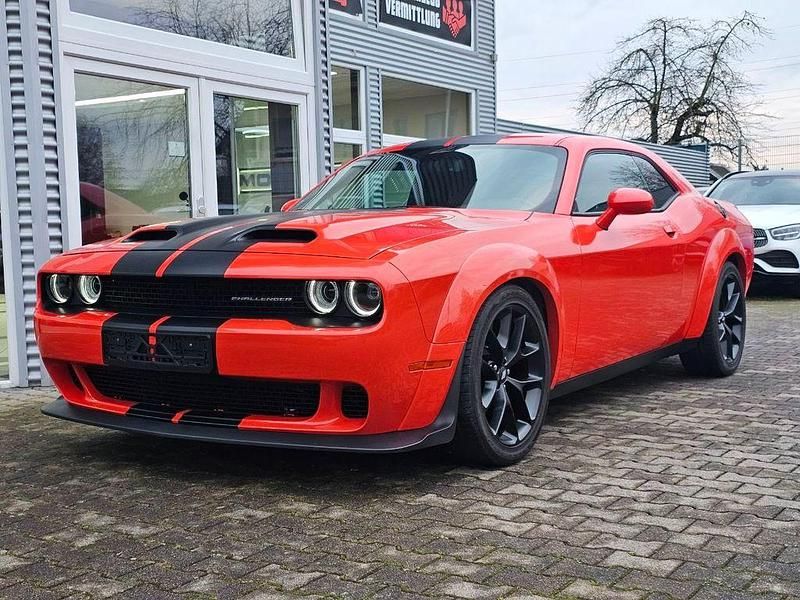 Gebraucht Dodge Challenger 309 PS (227 kW) 2021 Orange Coupé
