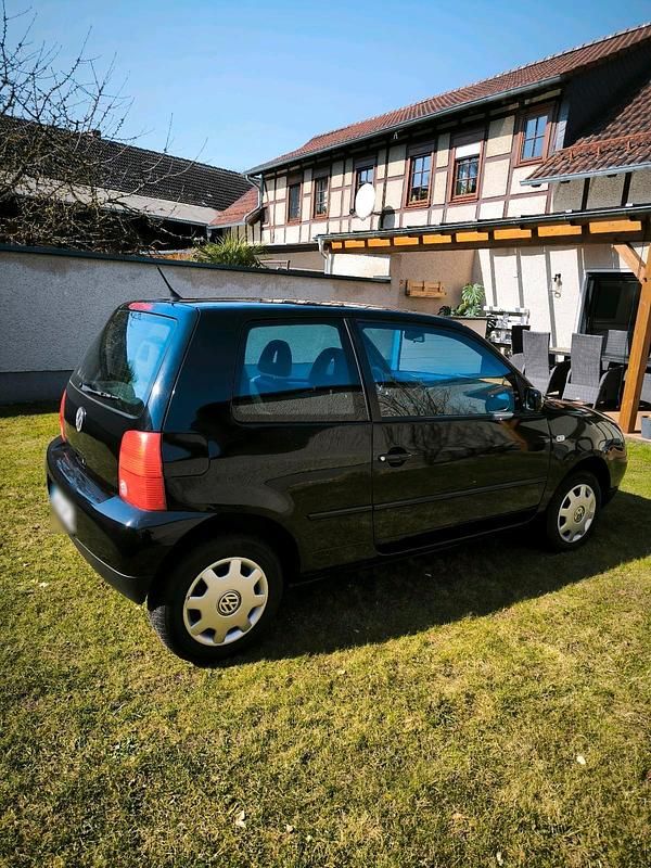Brugt VW Lupo 75 HK (55 kW) 2002 Sort Hatchback
