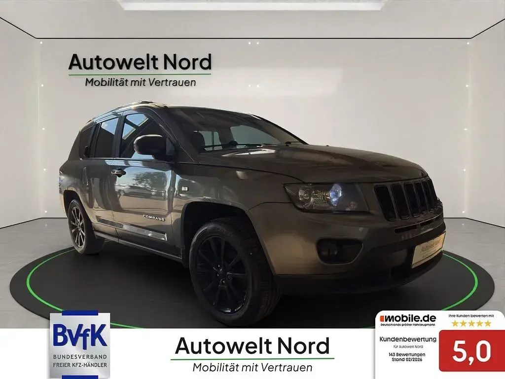 Gebraucht Jeep Compass Limited 163 PS (119 kW) 2012 Mineral gray met. clear coat SUV