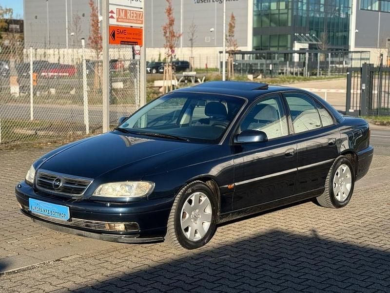 Blau Gebraucht 2000 Opel Omega Limousine | 3.499 € (Teuer) - Bild 1/4
