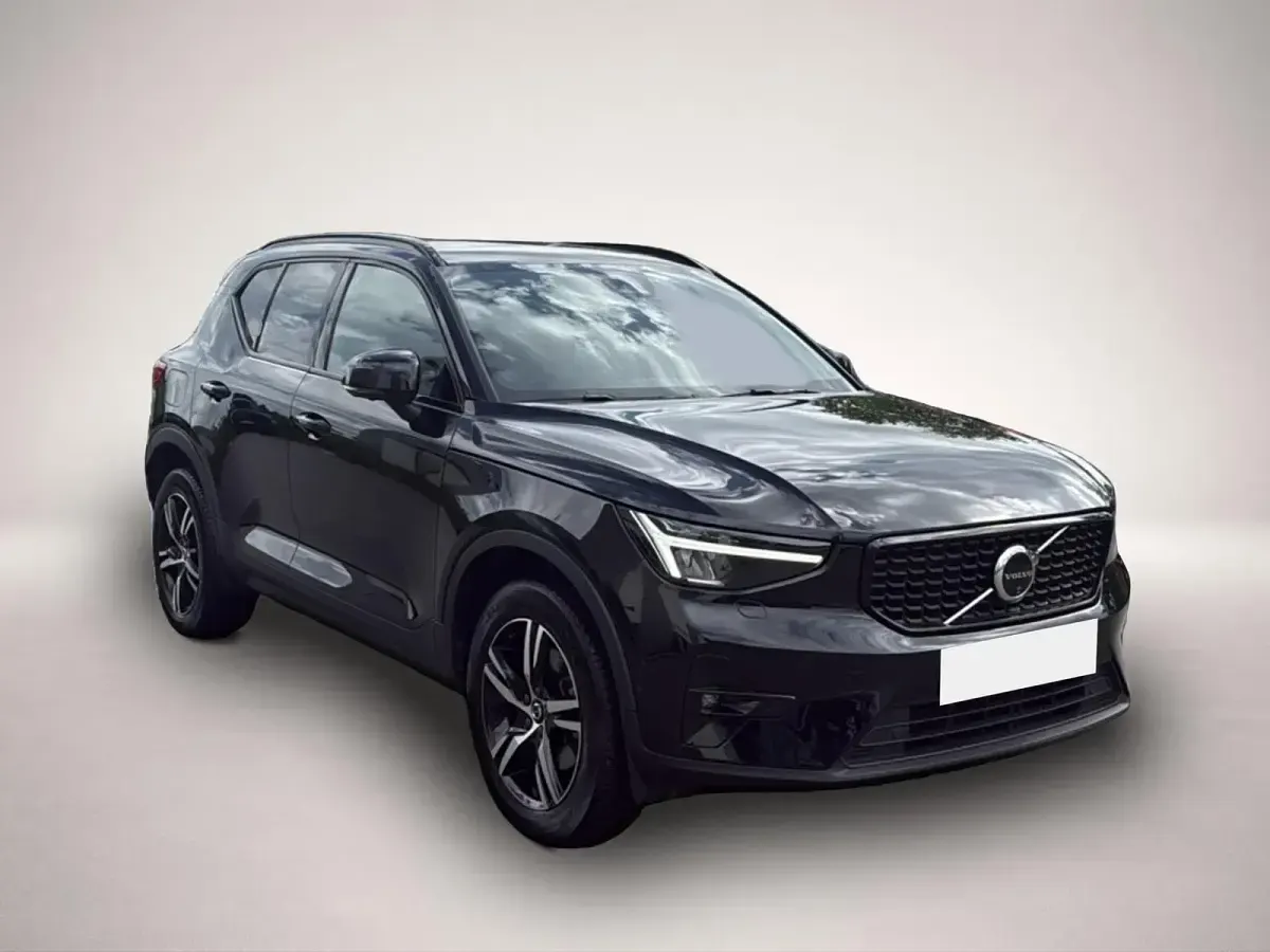 Gebraucht Volvo XC40 Plus 197 PS (144 kW) 2024 Manufacturer SUV