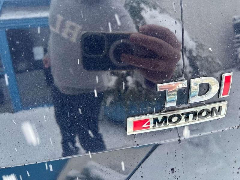 Gebraucht VW Multivan 150 PS (110 kW) 2016 Blau Van