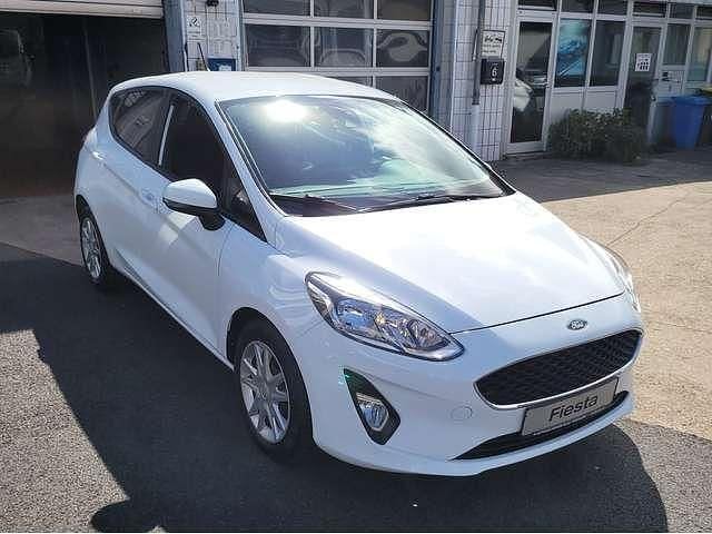 Frost weiß Gebraucht 2017 Ford Fiesta Trend Kleinwagen | 7.790 € (Fairer Preis) - Bild 1/4