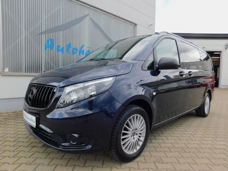 Blau Gebraucht 2019 Mercedes Vito Van / Kleinbus | 28.750 € (Teuer) - Bild 1/4