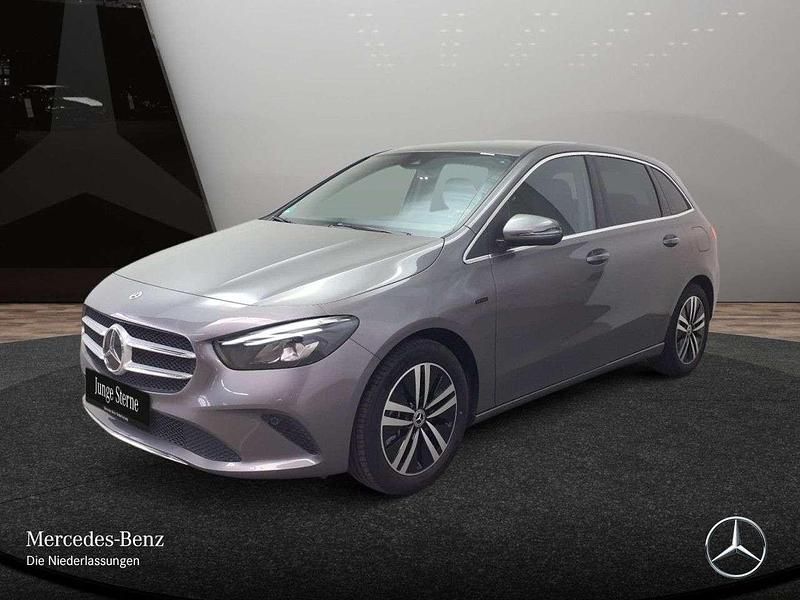 Gebraucht Mercedes E250 Progressive 160 PS (117 kW) 2021 Grau Limousine