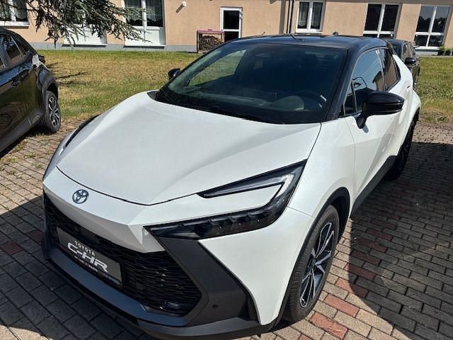 Gebraucht Toyota C-HR Team 197 PS (144 kW) 2025 Weiß SUV