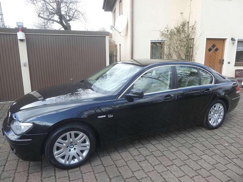 Gebraucht BMW 740 306 PS (225 kW) 2006 Schwarz Limousine