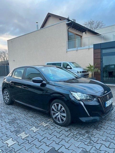 Gebraucht Peugeot 208 Active 75 PS (55 kW) 2020 Schwarz Kleinwagen