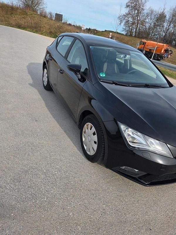 Gebraucht Seat Leon 90 PS (66 kW) 2015 Schwarz Limousine
