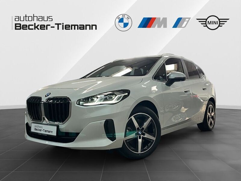 Mineralweiß Gebraucht 2023 BMW 223 Active Tourer Van / Kleinbus | 34.996 € (Guter Preis) - Bild 1/4