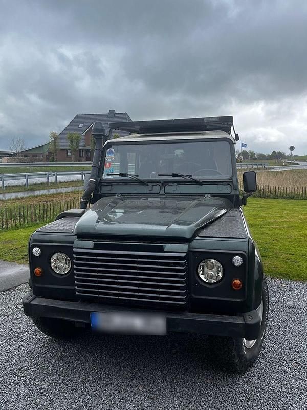 Gebraucht Land Rover Defender 122 PS (89 kW) 2000 Grün Van / Kleinbus