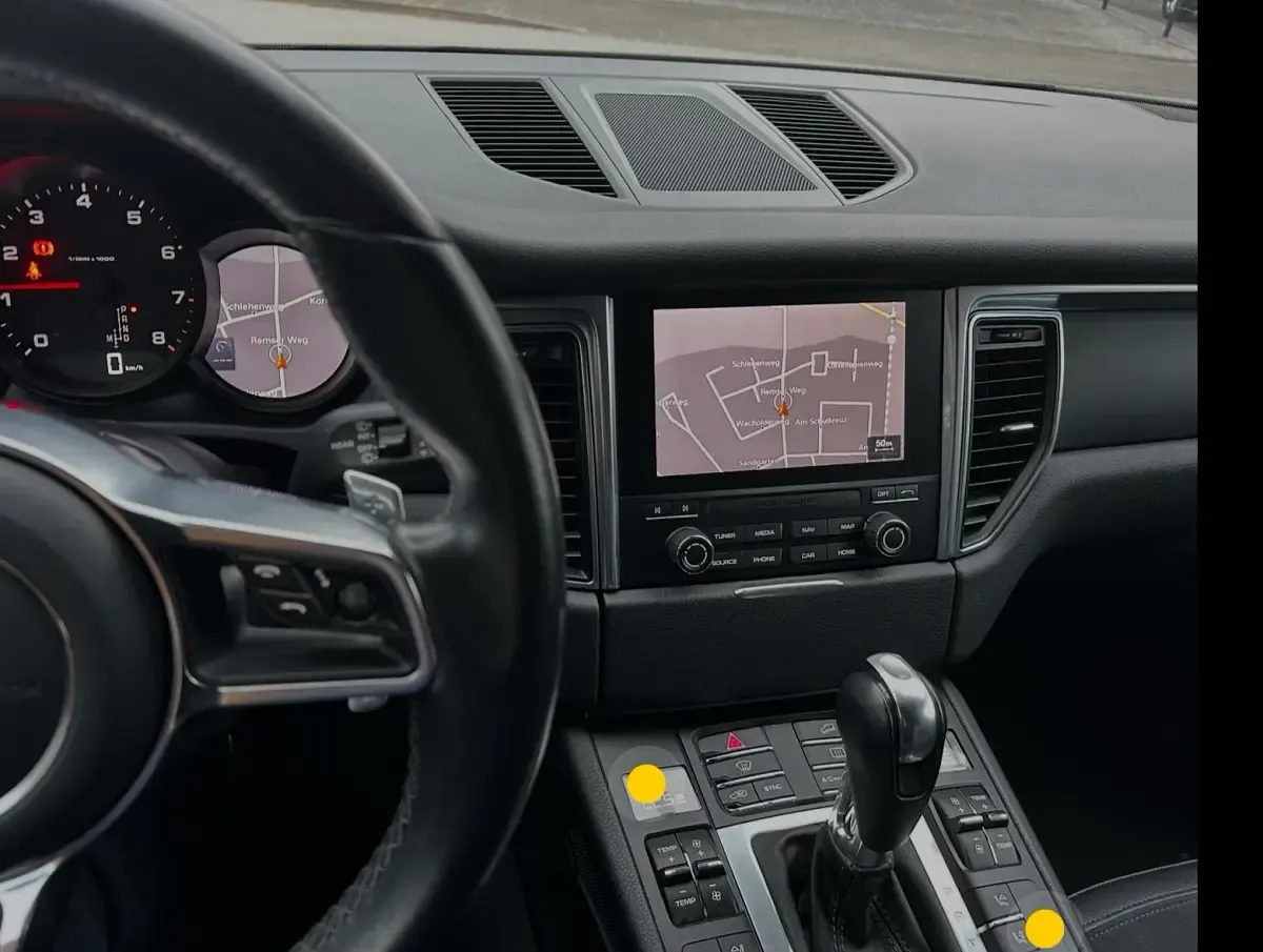 Gebraucht Porsche Macan 252 PS (185 kW) 2016 Schwarz SUV