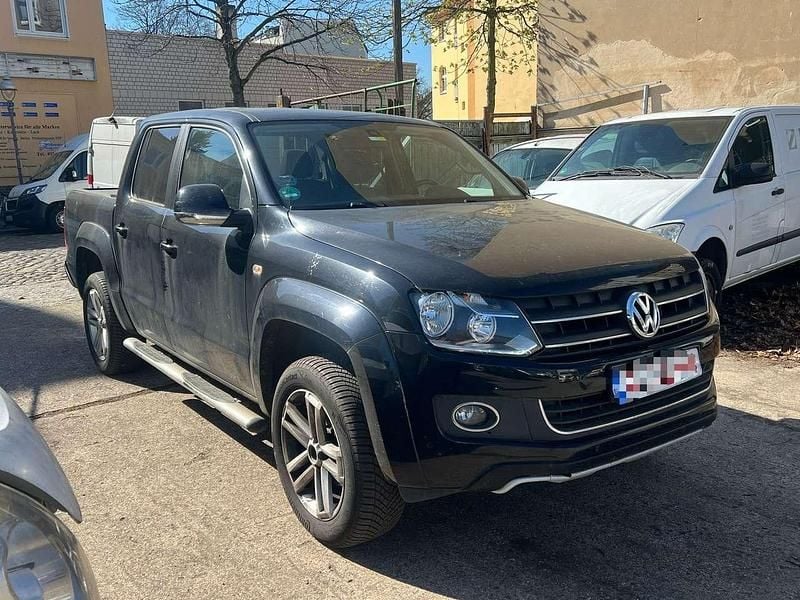 Gebraucht VW Amarok Highline 179 PS (131 kW) 2013 Deep black perleffekt Pickup