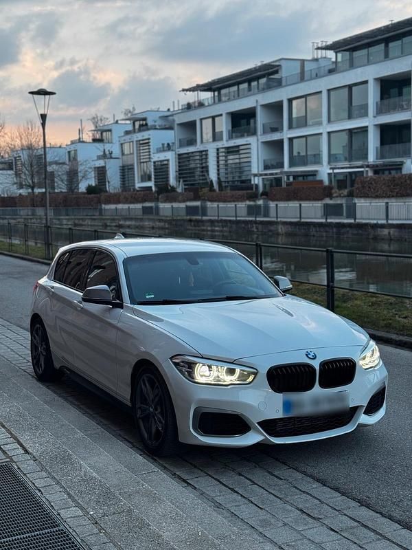 Gebraucht BMW M135 M Performance 326 PS (239 kW) 2015 Weiß Kleinwagen
