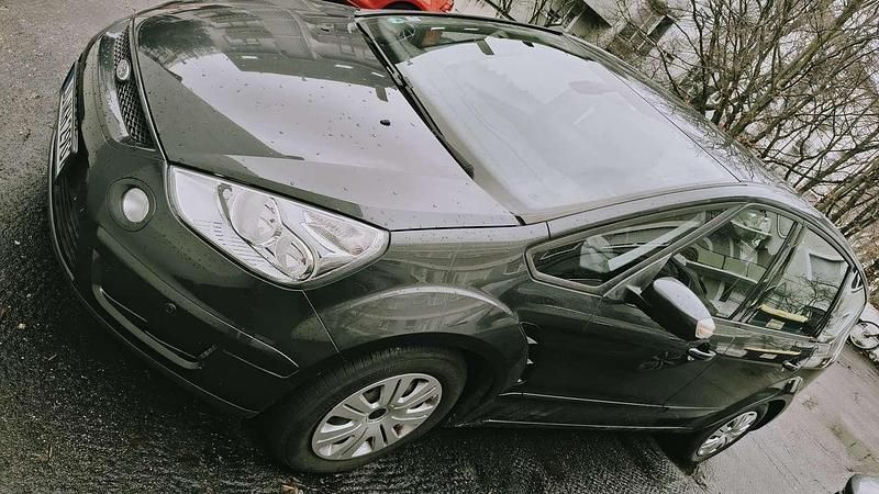 Gebraucht Ford Galaxy 140 PS (102 kW) 2010 Van / Kleinbus