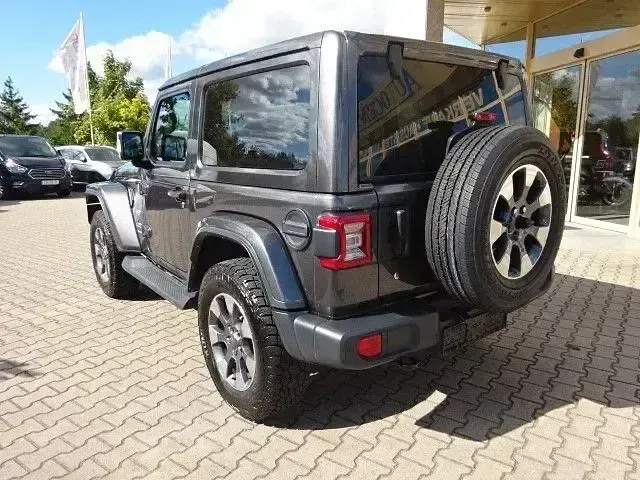 Gebraucht Jeep Wrangler Overland 272 PS (200 kW) 2019 Granite crystal SUV
