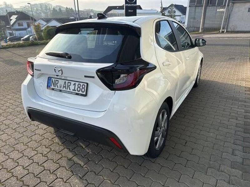 Neu Mazda 2 Exclusive-Line 116 PS (85 kW) 2025 Lunar white Kleinwagen