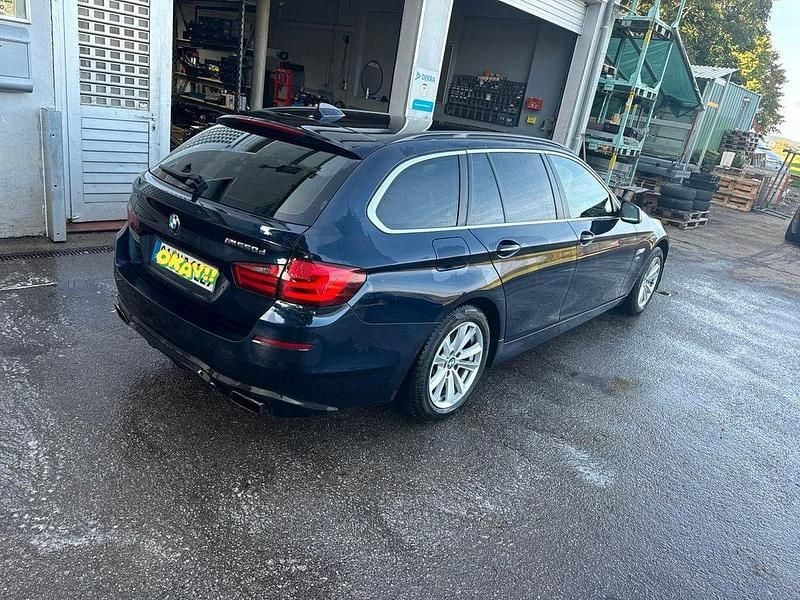 Blau Gebraucht 2012 BMW 535 Performance Kombi | 10.900 € (Superpreis) - Bild 1/4