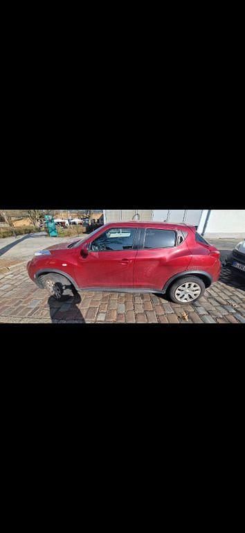 Gebraucht Nissan Juke Tekna 117 PS (86 kW) 2012 Rot SUV