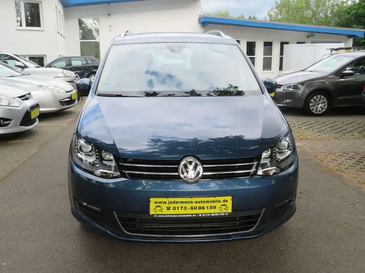 Gebraucht VW Sharan Ocean 184 PS (135 kW) 2015 Hudson bay blue metallic Van / Kleinbus