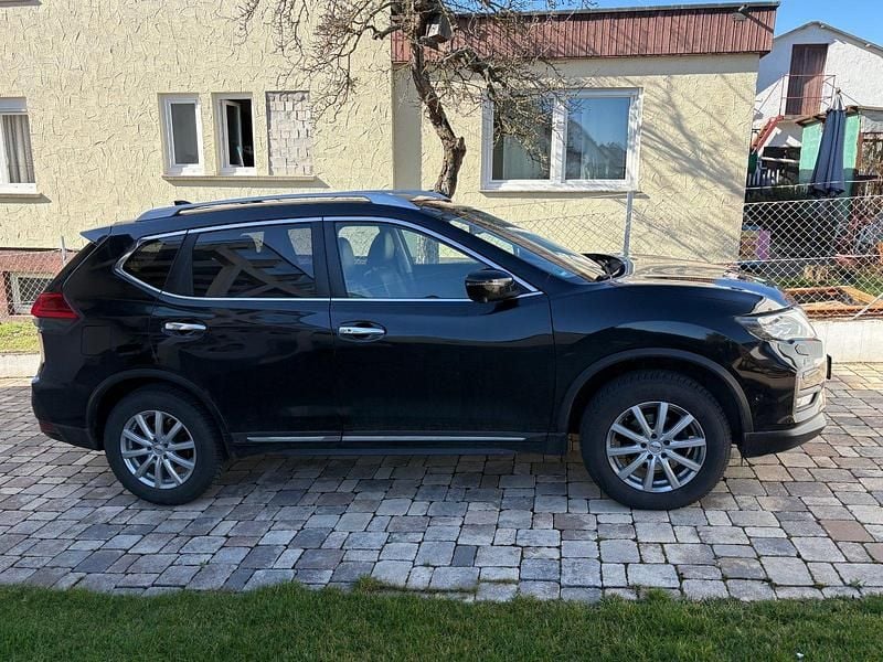 Gebraucht Nissan X-Trail Tekna 160 PS (117 kW) 2020 Schwarz SUV