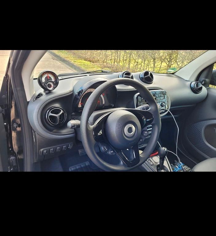 Gebraucht Smart ForTwo Electric Drive 60 kW (82 PS) 2023 Schwarz Coupé