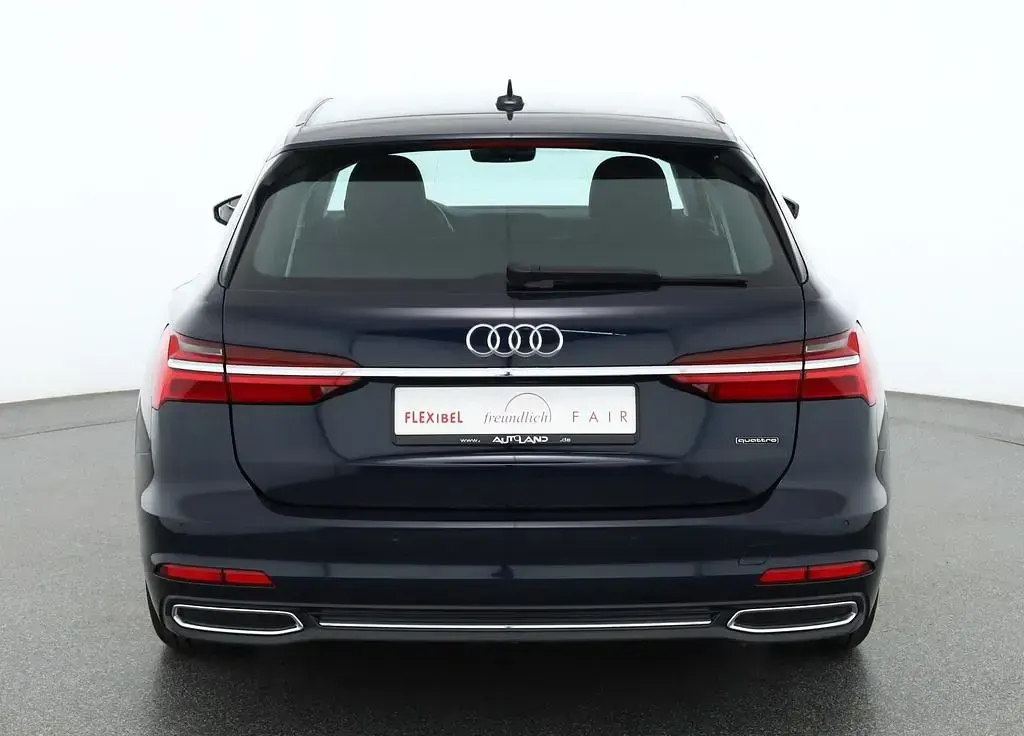 Gebraucht Audi A6 Sport 299 PS (219 kW) 2022 Blau Kombi