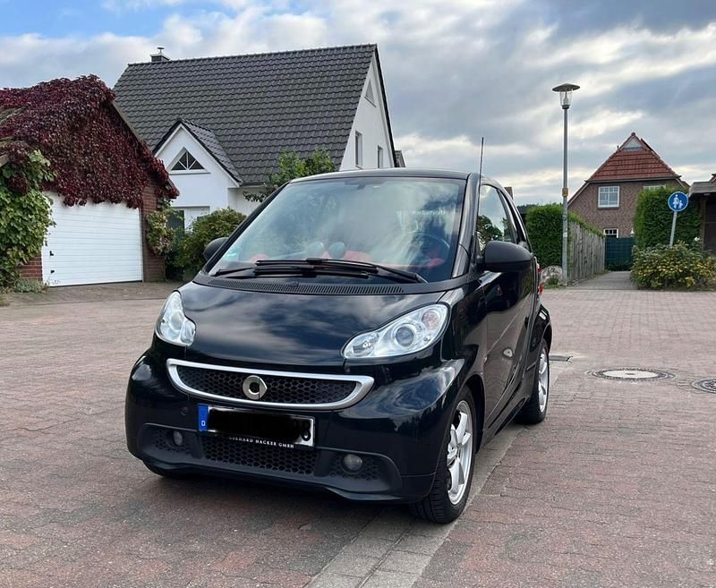 Schwarz Gebraucht 2012 Smart ForTwo Coupé Passion Coupé | 3.900 € (Guter Preis) - Bild 1/4