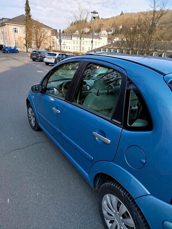 Gebraucht Citroën C3 70 PS (51 kW) 2002 Blau Kleinwagen