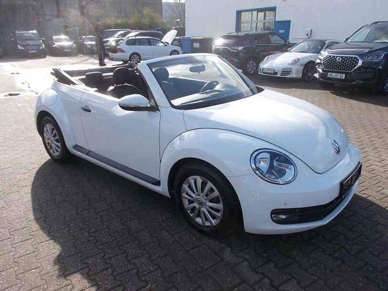 Gebraucht VW Beetle Cabriolet 105 PS (77 kW) 2015 Pure white (metallic) Cabrio