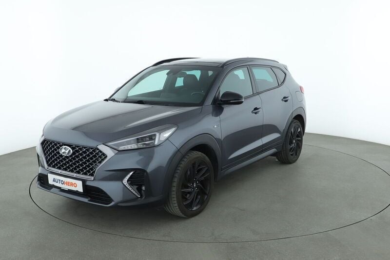Grau Gebraucht 2019 Hyundai Tucson N Line SUV | 19.150 € (Guter Preis) - Bild 1/4