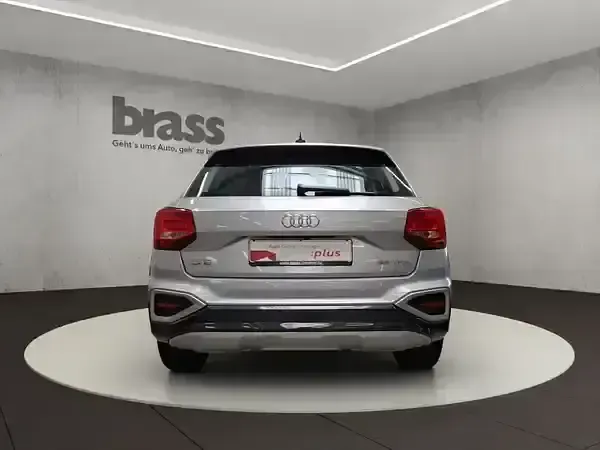 Gebraucht Audi Q2 Advanced Plus 150 PS (110 kW) 2023 Florettsilber metallic SUV