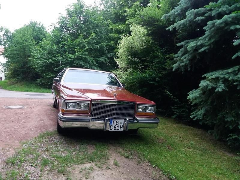 Gebraucht Cadillac Deville 145 PS (106 kW) 1981 Rot Limousine