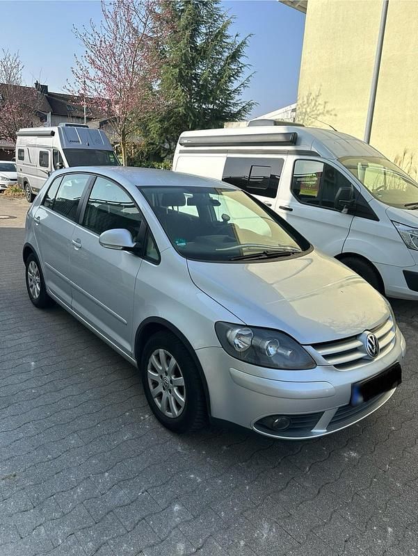 Gebraucht VW Golf V 105 PS (77 kW) 2005 Silber Kleinwagen