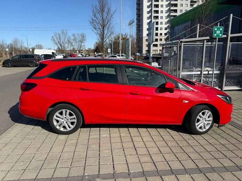 Gebraucht Opel Astra Edition 122 PS (89 kW) 2020 Rot Kombi