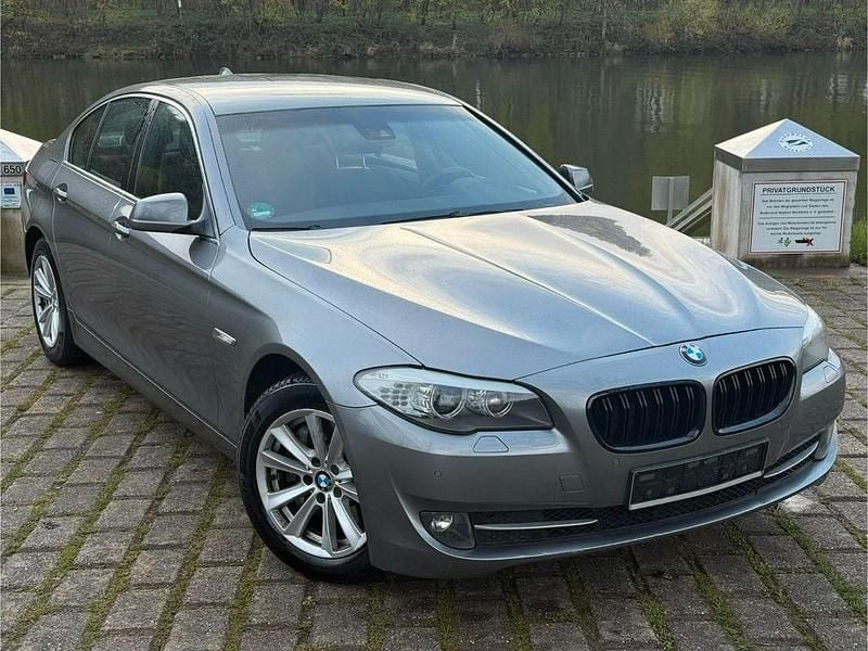 Gebraucht BMW 525 204 PS (150 kW) 2010 Grau Limousine