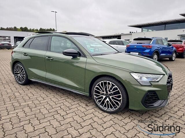 Gebraucht Audi S3 Sport 333 PS (244 kW) 2024 Distriktgrün Limousine